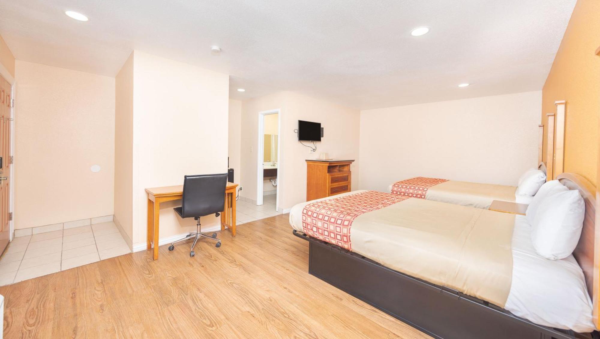 Regency Inn Hondo Eksteriør billede
